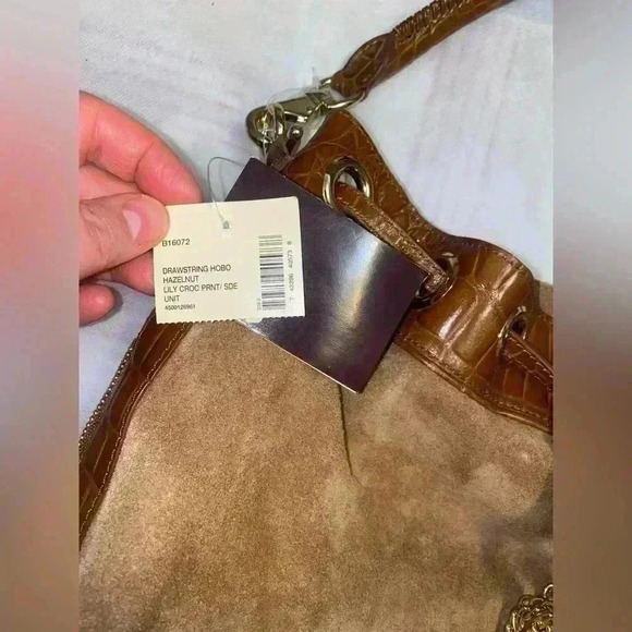 🏵️Cole  Haan Drawstring Hobo Hazelnut soft Suede luxurious bag 🏵️ - Picture 2 of 10